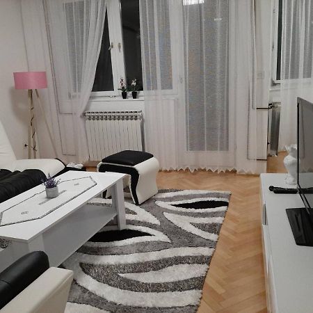 Apartman Hana Sanski Most Esterno foto