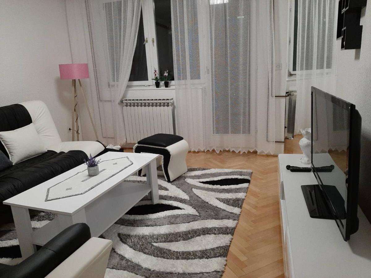 Apartman Hana Sanski Most Esterno foto