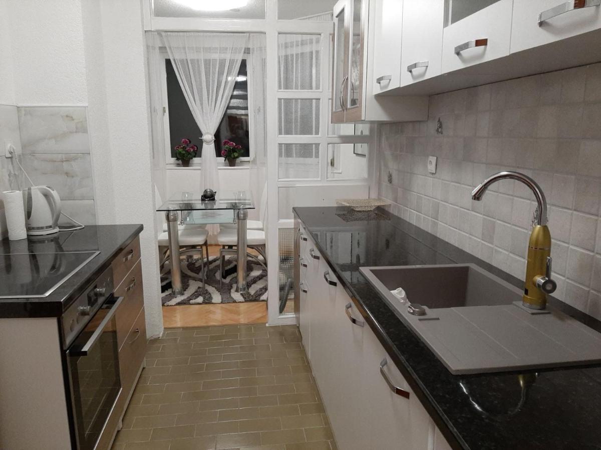 Apartman Hana Sanski Most Esterno foto